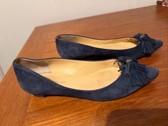 Women’s Flats Suede Tassles Pointed Toe Navy Rubber Sole Size 6.5M Ivanka Trump