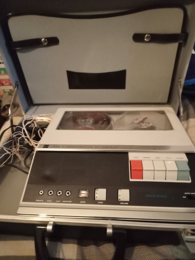 1960s Reel To Reel Recorder And Player