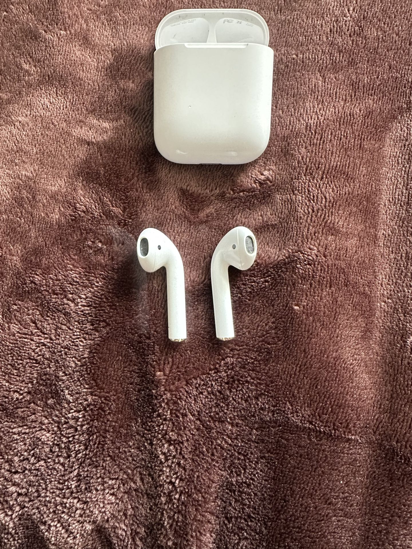 Apple Air Pods (2nd Generation)