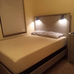 Queen Size Bedroom Set Everything Included