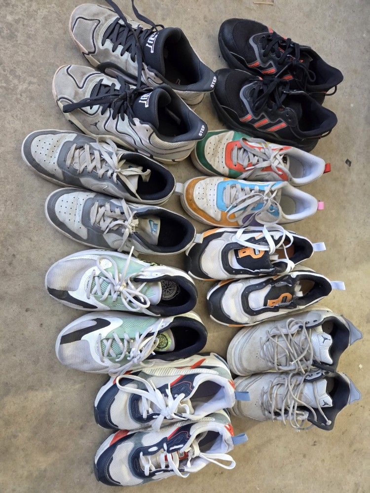 8 PAIRS OF KIDS SHOES NIKE/PUMA/ADIDAS