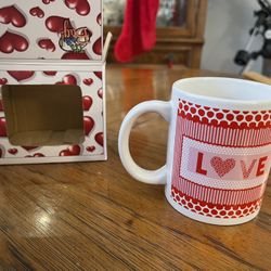New “Love” Coffee Mug in Box by It’s in the Bag