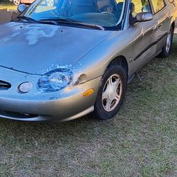 1991 Ford Taurus Wagon