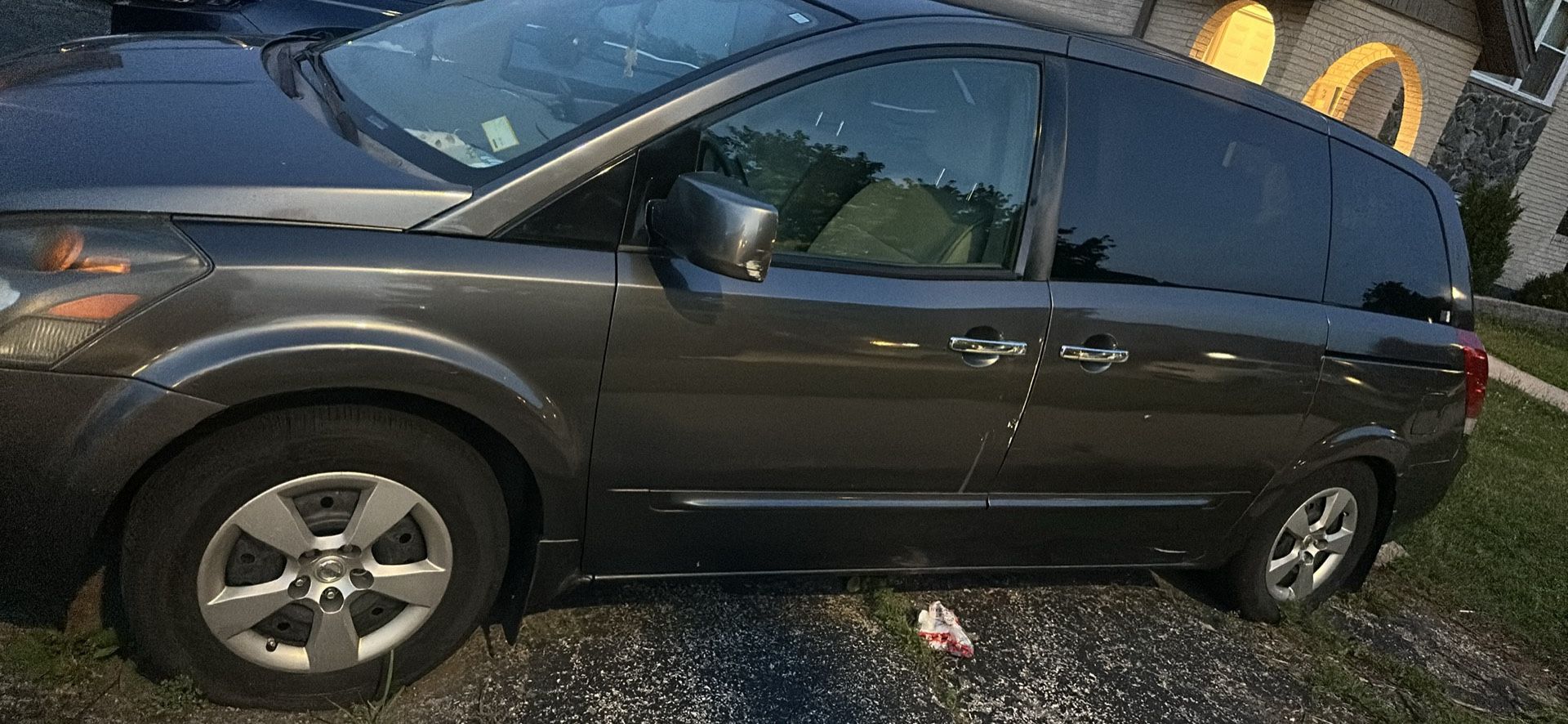 2009 Nissan Quest
