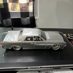 Model Car Collectible 64 Lincoln Continental