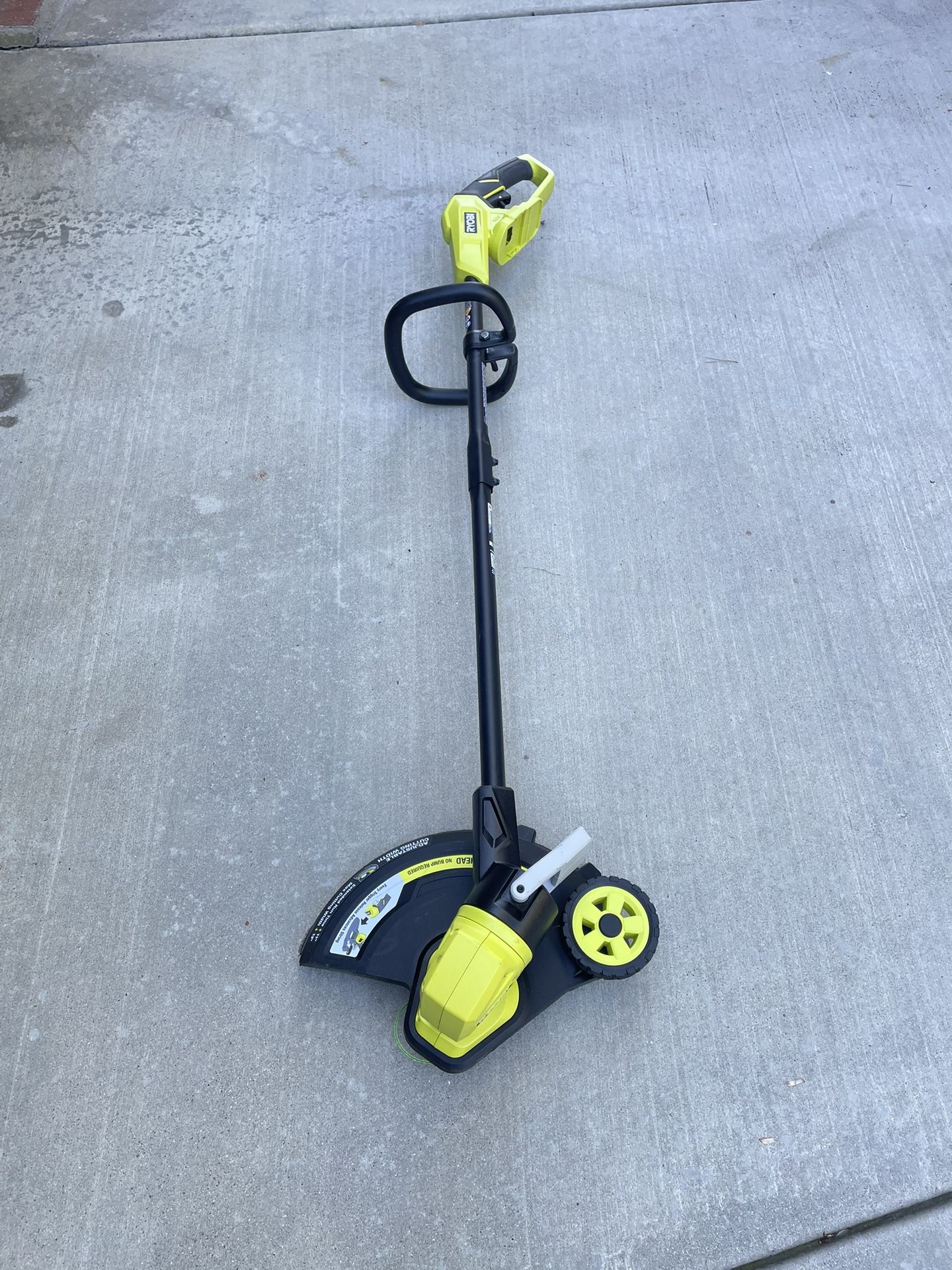 18V 13 in. String Trimmer/Edger (tool only)