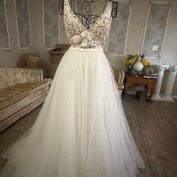 Mikaella designer wedding dress size 10 (new) MK2106.v neck, MK-925-S17-02