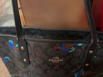 Coach medium tote