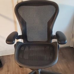 Herman Miller Aeron Chair Great Cond.