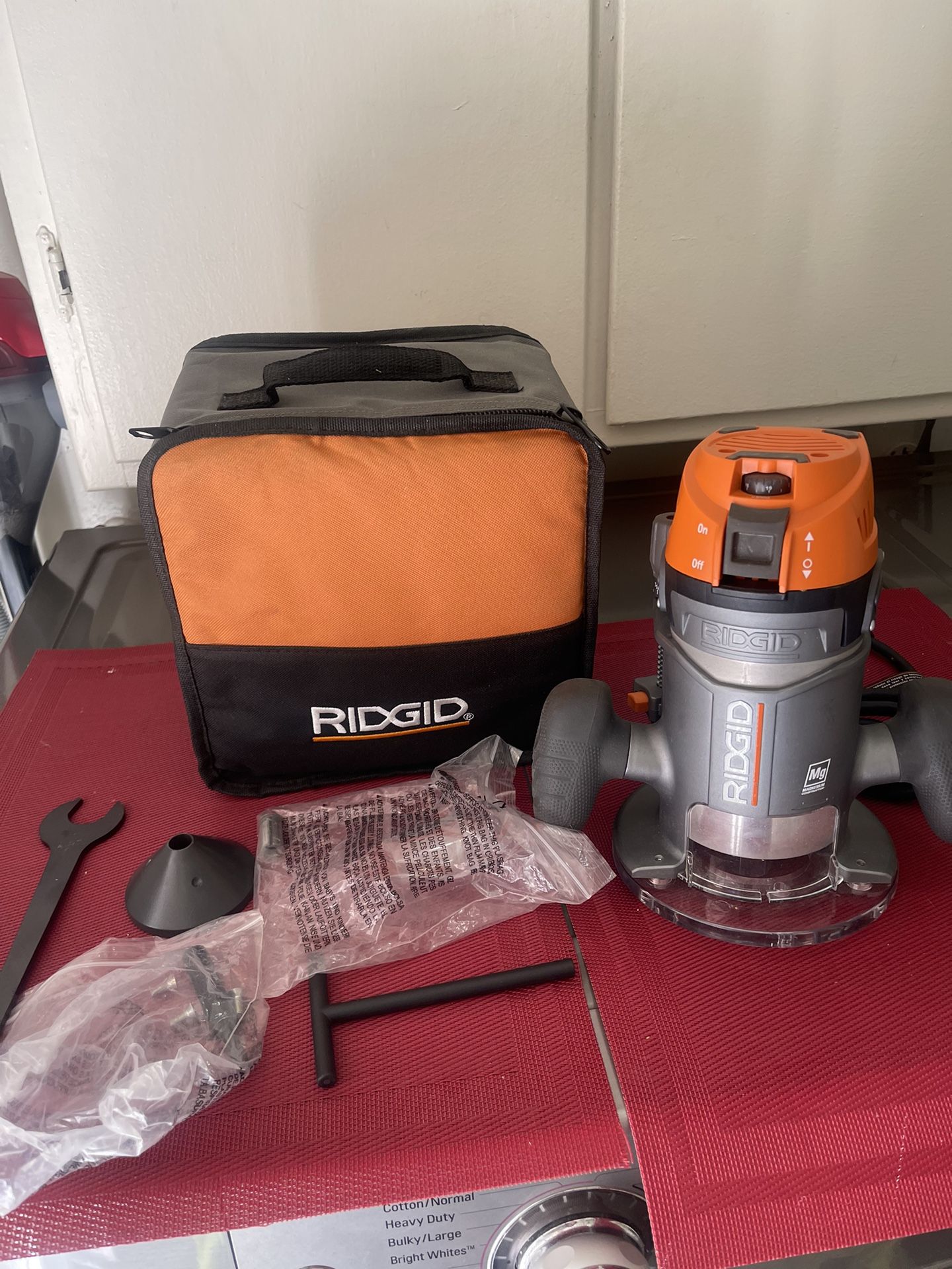 RIDGID 11 Amp 2 HP 1/2 in. Corded Fixed Base Router