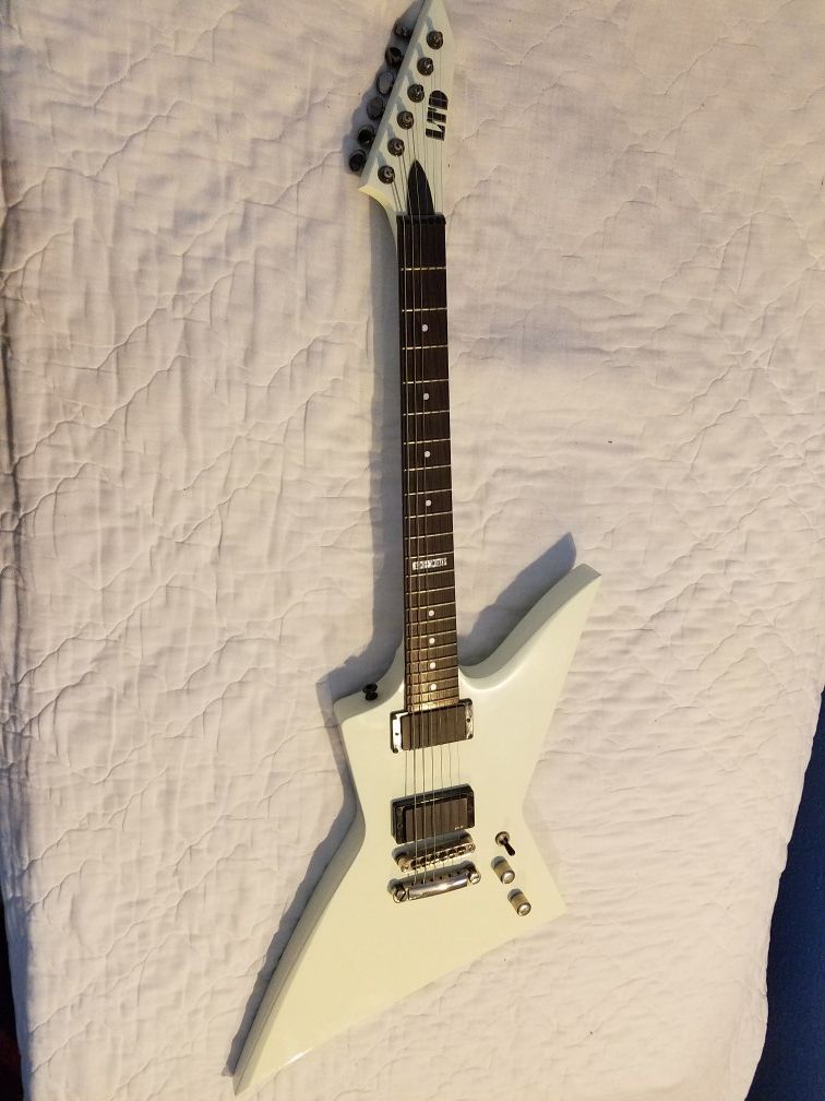 ESP LTD EX-400 Electric Guitar