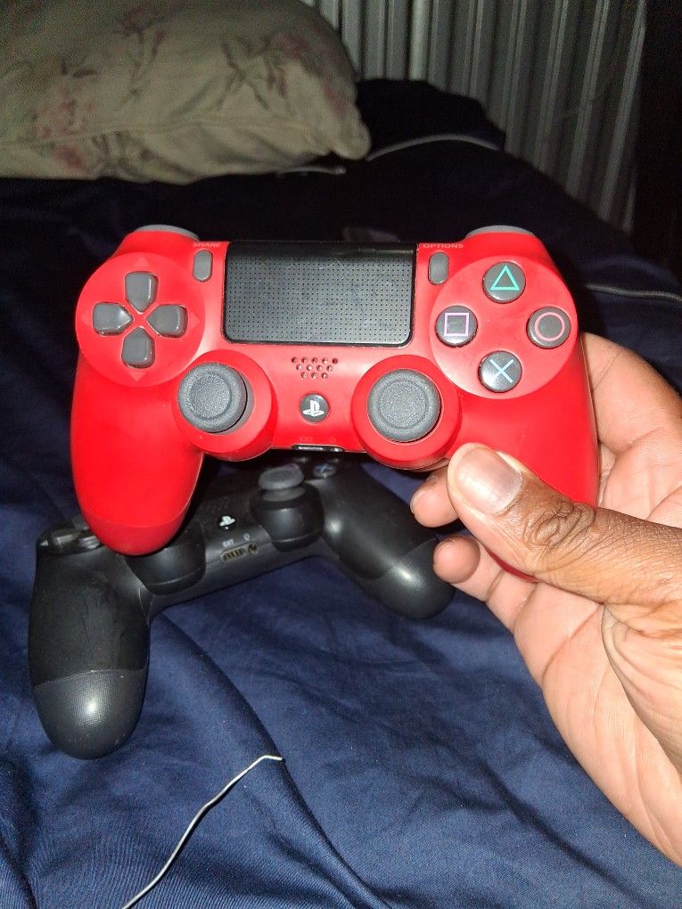 
DualShock 4 Wireless Controller for Sony PlayStation 4 - Jet Black, Candy Redm