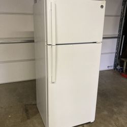 Maytag Fridge - Works Great!