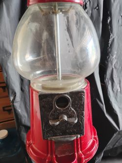 Coin Candy Dispenser