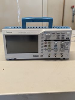 Tektronix TBS1052C 50 MHz Digital Oscillosope