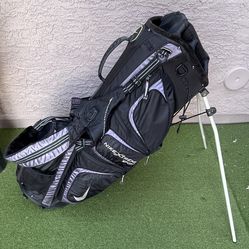 Nike Xtreme Sport Golf Bag 8-Way Stand Dual Strap Carry w/5 Zipper Pockets