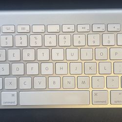 Apple Wireless Keyboard 