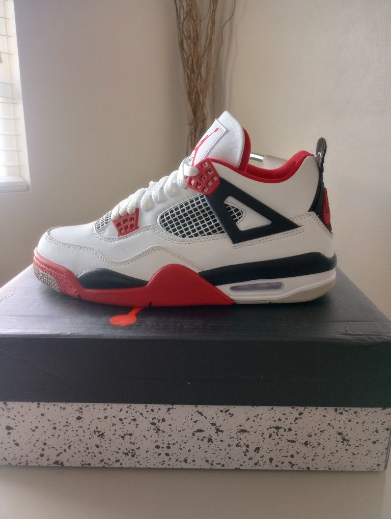 High Quality 1:1 Jordan 4 Fire Red Size 10.5 Mens