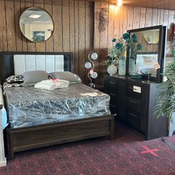 Queen Size Bedroom Set 