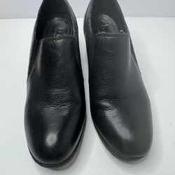 BOC Born Concept Black Leather Clogs Size 8