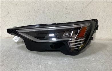 2021 2022 2023 AUDI E TRON S Line SUV Left HEADLIGHT USED OEM SHELL