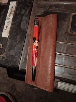 Collectors Minnie mouse 50 anniversary pen