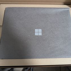 Microsoft - Surface Pro 9 - 13" Touch-Screen - Intel Core i5 - 16GB Memory - 256GB SSD with Surface Pro Keyboard - Graphite