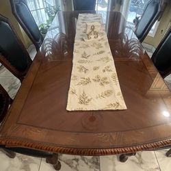 Dinning Room Table