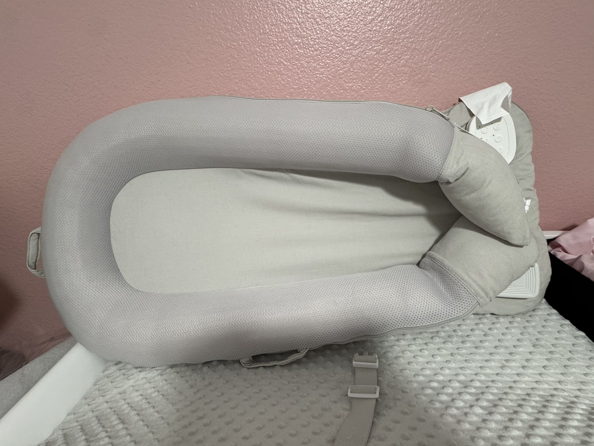 Homedics 3-in-1 Calming Baby Cushion, Soothing Comfort for Newborns & Infants, Snuggling Sensation, Sound and Vibration, Designed for Safety, Cordless