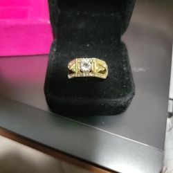 Size 10 Mens 14k Yellow Gold White Sapphire Ring