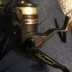 Shakespeare Alpha XT Spinning Reel for Sale in Santa Ana, CA - OfferUp