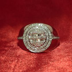 10k Yellow Gold Diamond Round Cut Baguette Ring 0.73 ctw