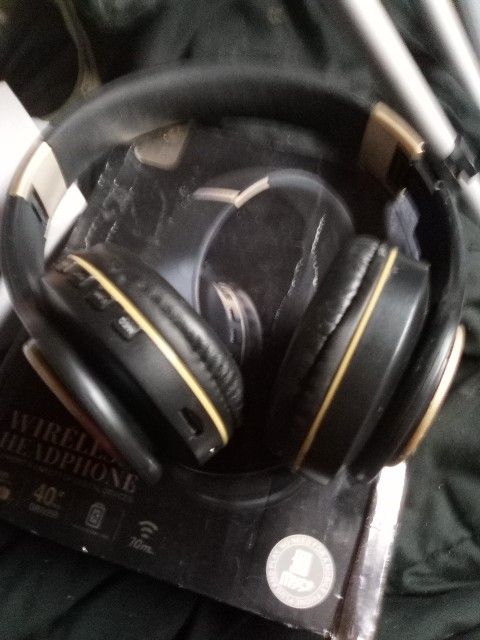 Wireless Headphones
