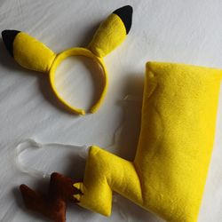 HALLOWEEN🎃Costumes & More