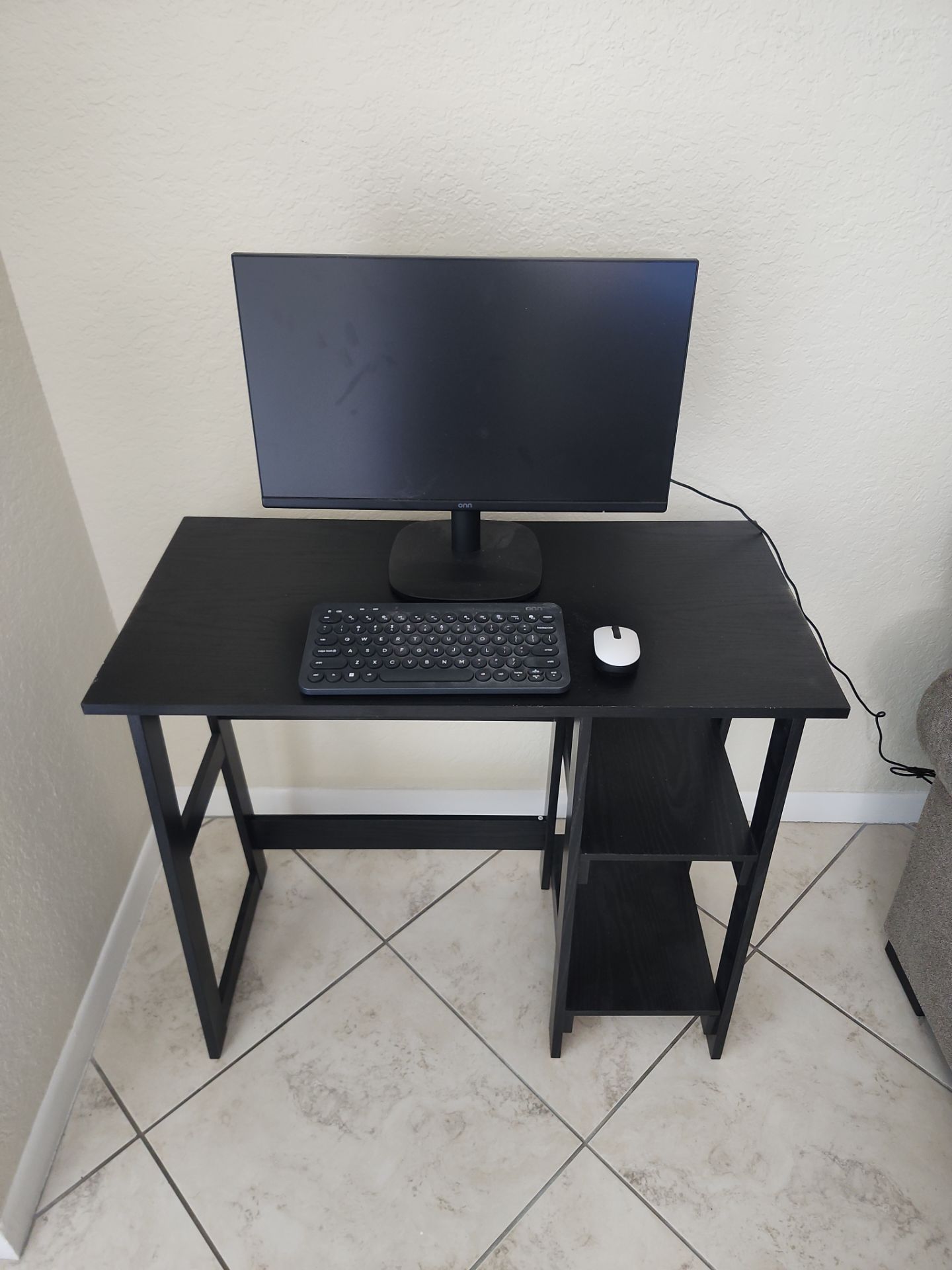 22 in ONN Monitor, Computer Desk , Wireless Keyboard,& Wireless Mouse & HDMI Cable
