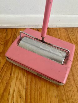 Vintage 1950s Bissell Little Queen Carpet Sweeper Vacuum Toy