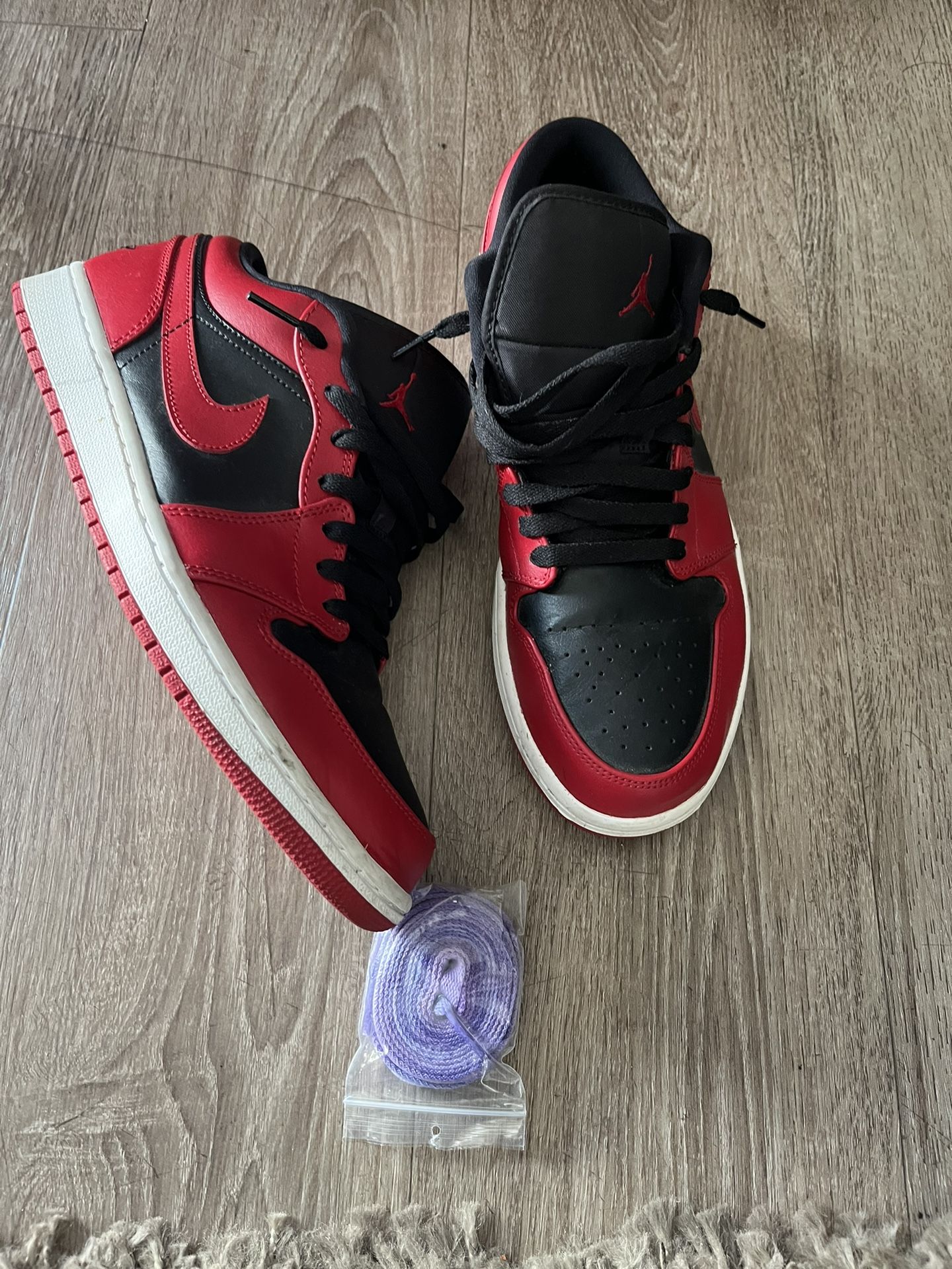Jordan 1 Low Reverse 