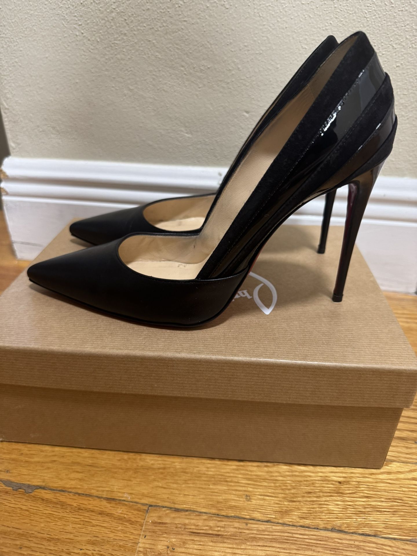 Christian Louboutin Black Leather Heels Size 40