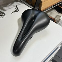 Women’s Geometry Terry Saddle
