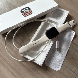 Apple Watch Series 10 - White 