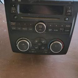 2008 Nissan Altima Stock Head Unit With Ac Controls