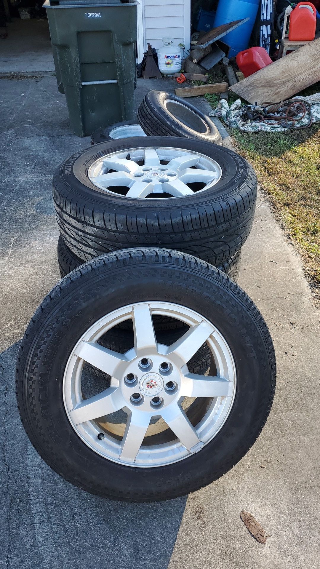 Set of 4 tires and rims 6 lug 17 inch rims 600 obo