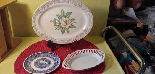 VINTAGE DISHES