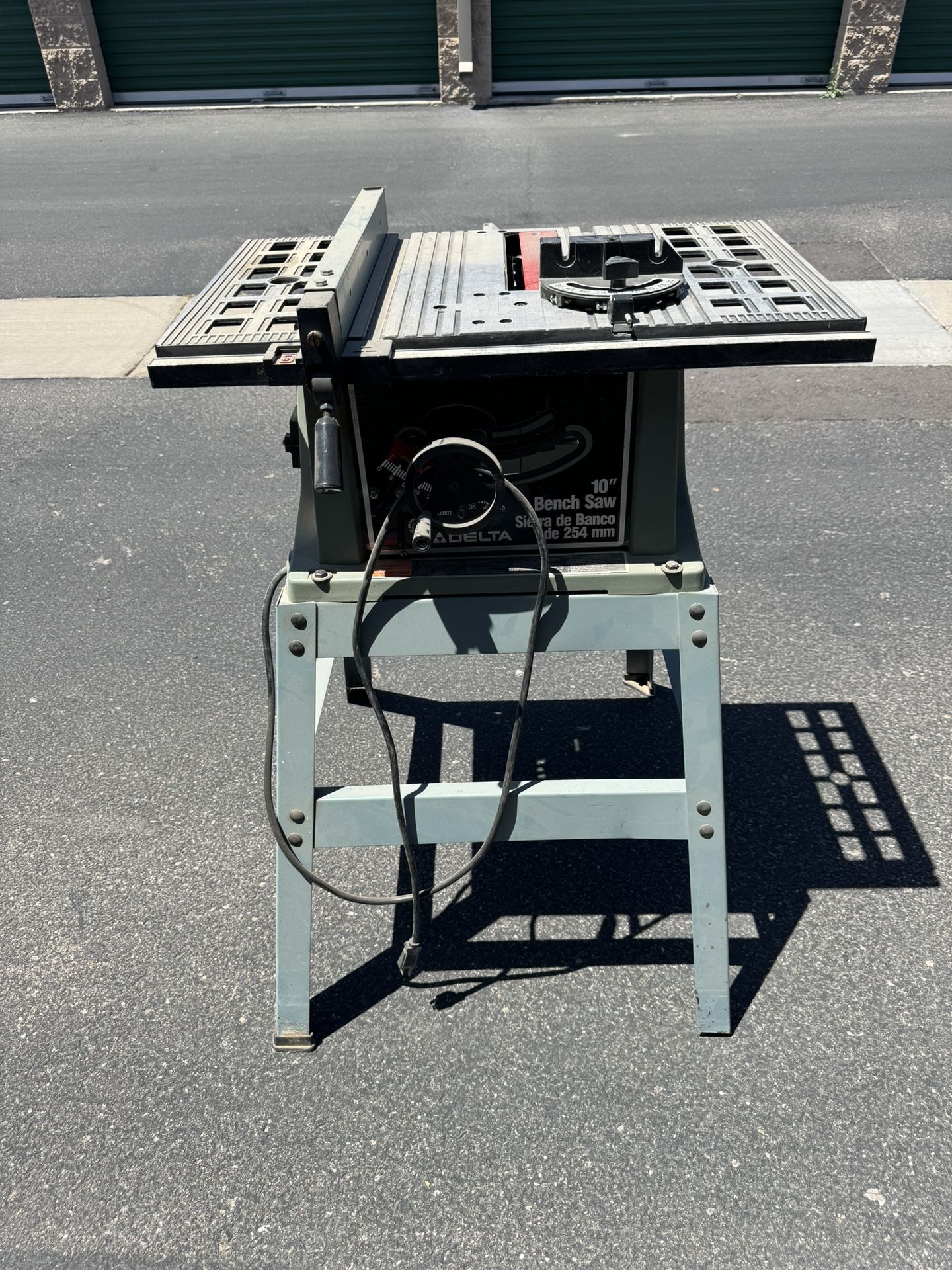 Delta Table Saw 