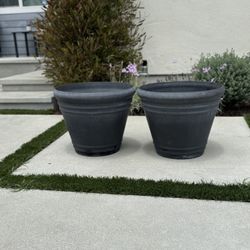 Round Planter 