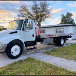 Flatbed Tow Truck 