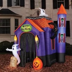 Huge Member's Mark Pre- Lit 12' Inflatable Halloween Haunted House