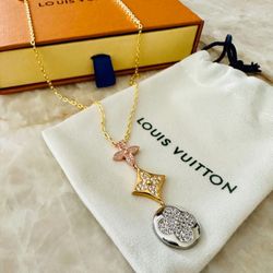 Designer Necklace With Box And Dust bag