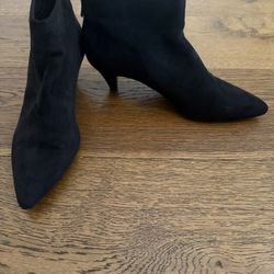 IMPO Black Soft Faux Black Suede Pointy Kitten Heel Booties Sz 9
