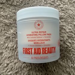 First Aid Beauty Ultra Repair Hydrating Pads